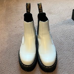 Dr. Martens 2976 Platform Chelsea Boot - White